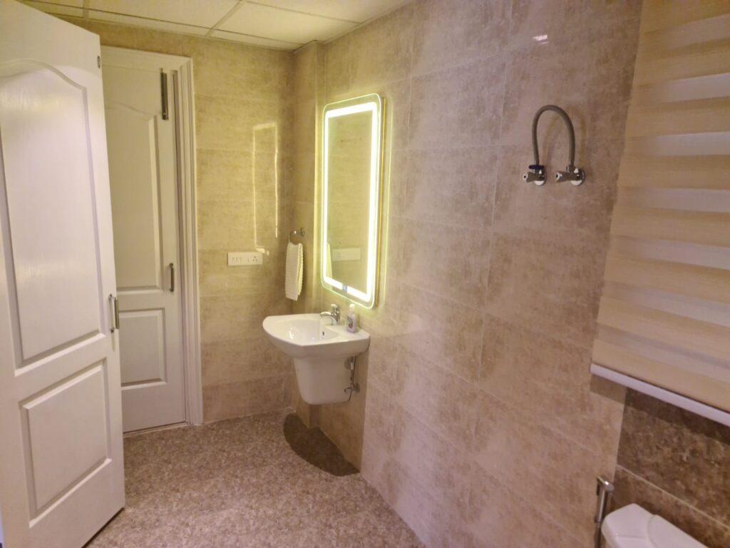 WhatsApp Image 2024-04-04 at 1.43.22 PM